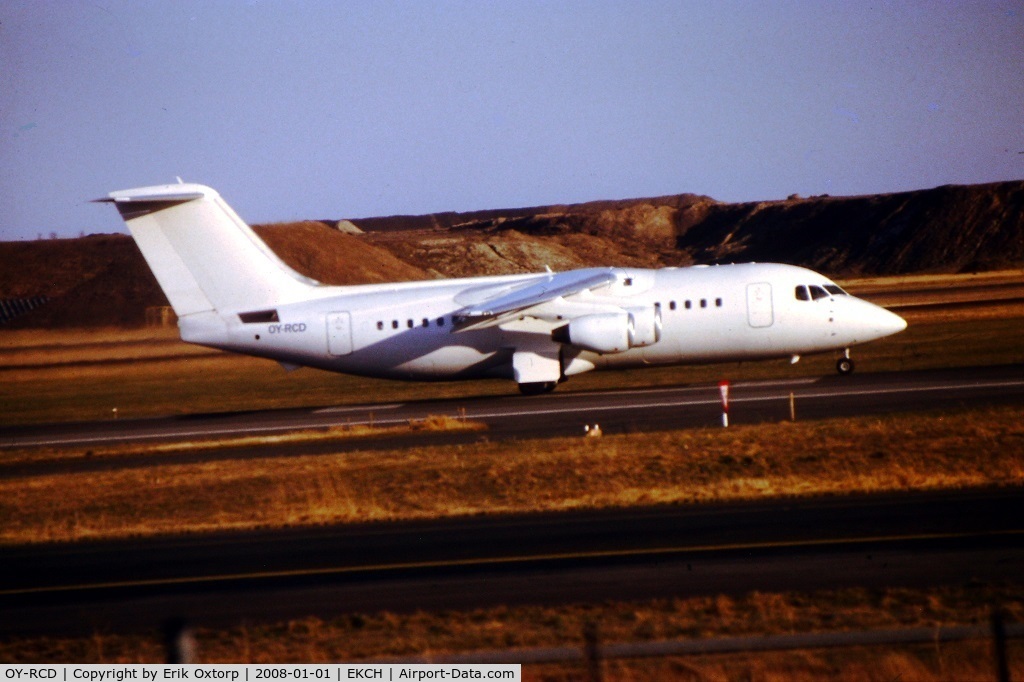 OY-RCD, 1993 British Aerospace Avro 146-RJ85 C/N E.2235, All White OY-RCD in CPH MAR08