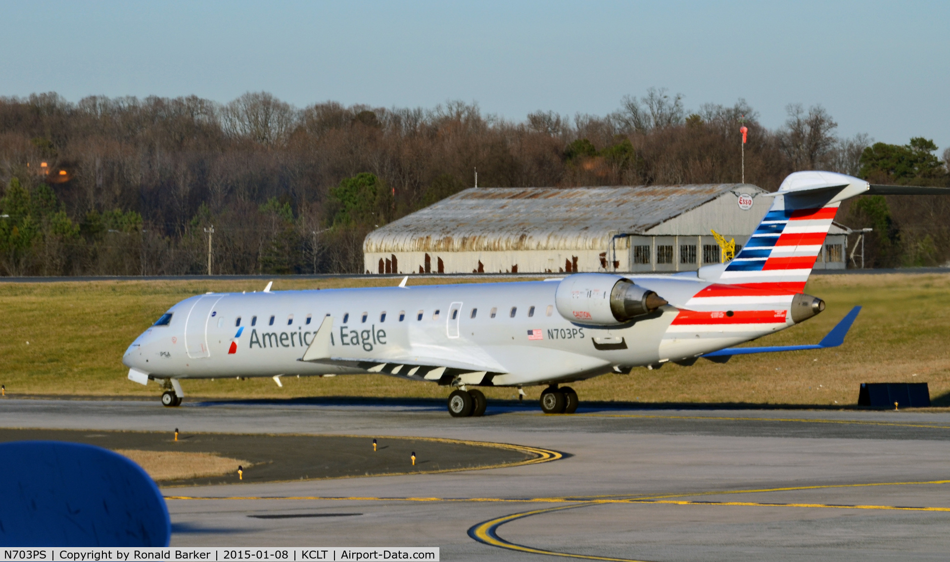 N703PS, 2004 Bombardier CRJ-701 (CL-600-2C10) Regional Jet C/N 10137, Taxi CLT