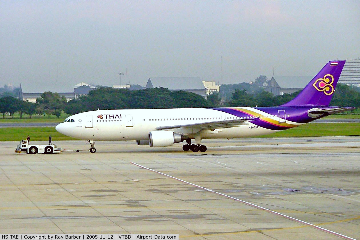 HS-TAE, 1986 Airbus A300B4-601 C/N 395, Airbus A300B4-601 [395] (Thai Airways) Bangkok-International~HS 12/11/2005