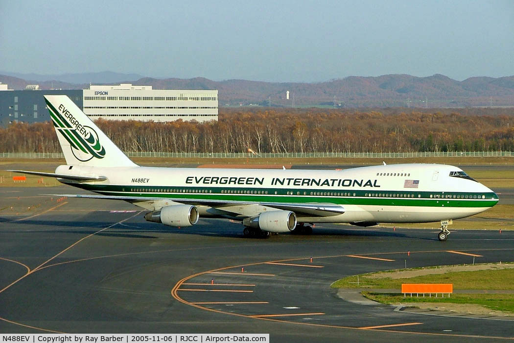 N488EV, 1985 Boeing 747-230BF C/N 23287, Boeing 747-230BF [23287] (Evergreen International Airlines) Sapporo~JA 06/11/2005