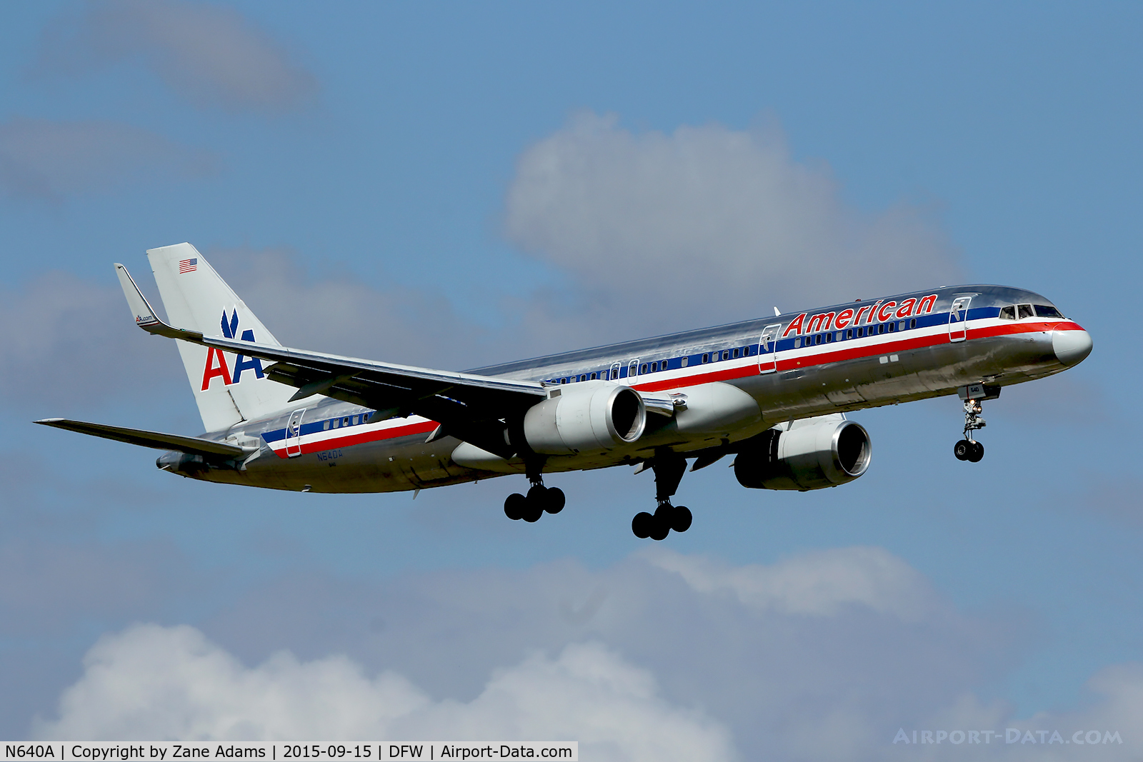 N640A, 1991 Boeing 757-223 C/N 24598, At DFW Airport