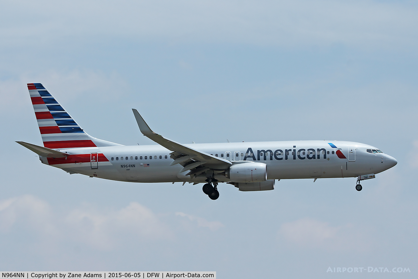 N964NN, 2014 Boeing 737-823 C/N 31210, At DFW Airport
