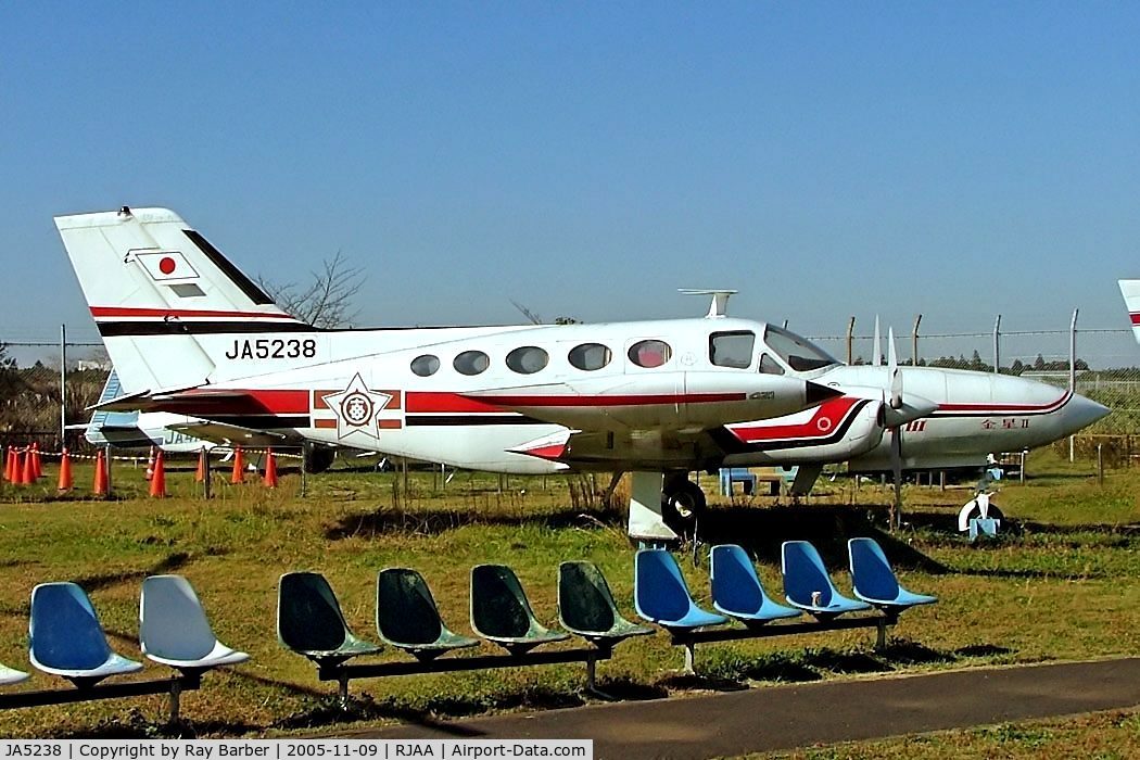 JA5238, Cessna 421B Golden Eagle C/N 421B0602, Cessna 421B Golden Eagle [421B-0602] Tokyo-Narita~JA 09/11/2005