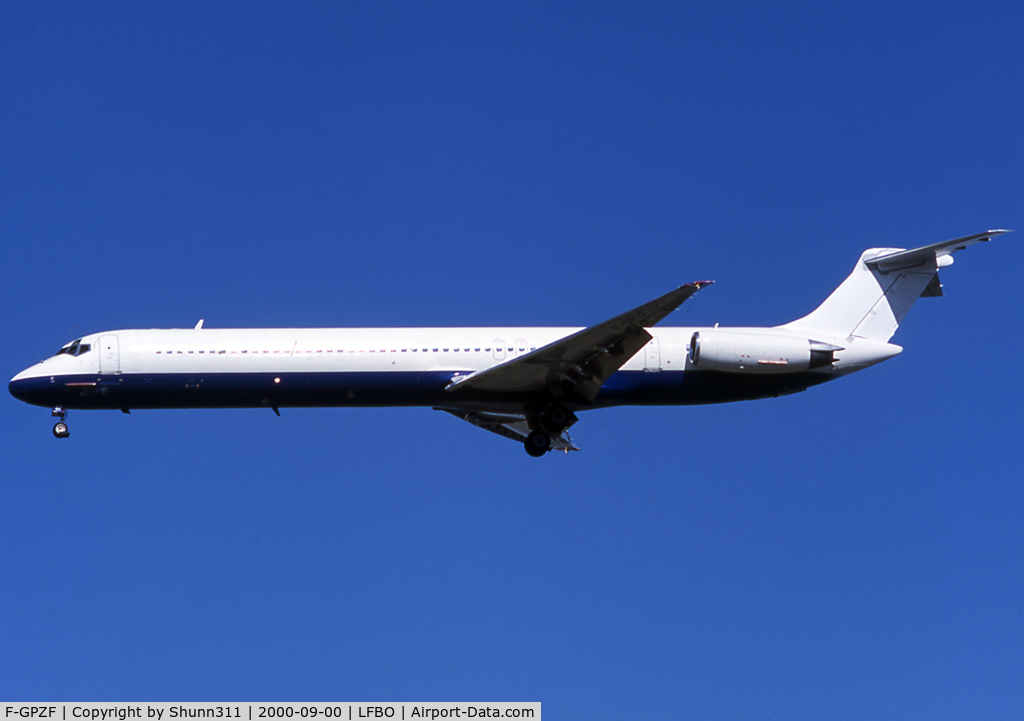 F-GPZF, 1985 McDonnell Douglas MD-82 (DC-9-82) C/N 49164, Landing rwy 33L
