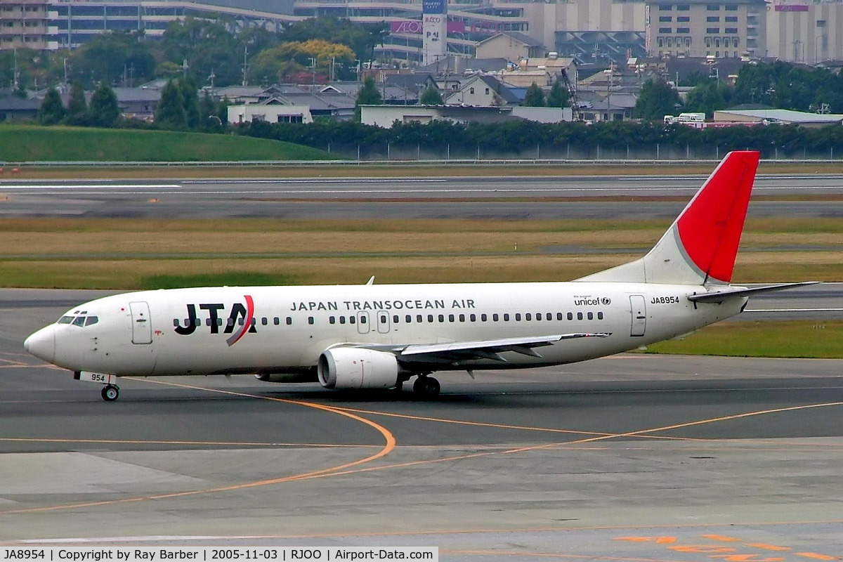 JA8954, 1990 Boeing 737-4K5 C/N 24130, Boeing 737-4K5 [24130] (Japan Transocean Air) Osaka-Itami~JA 03/11/2005