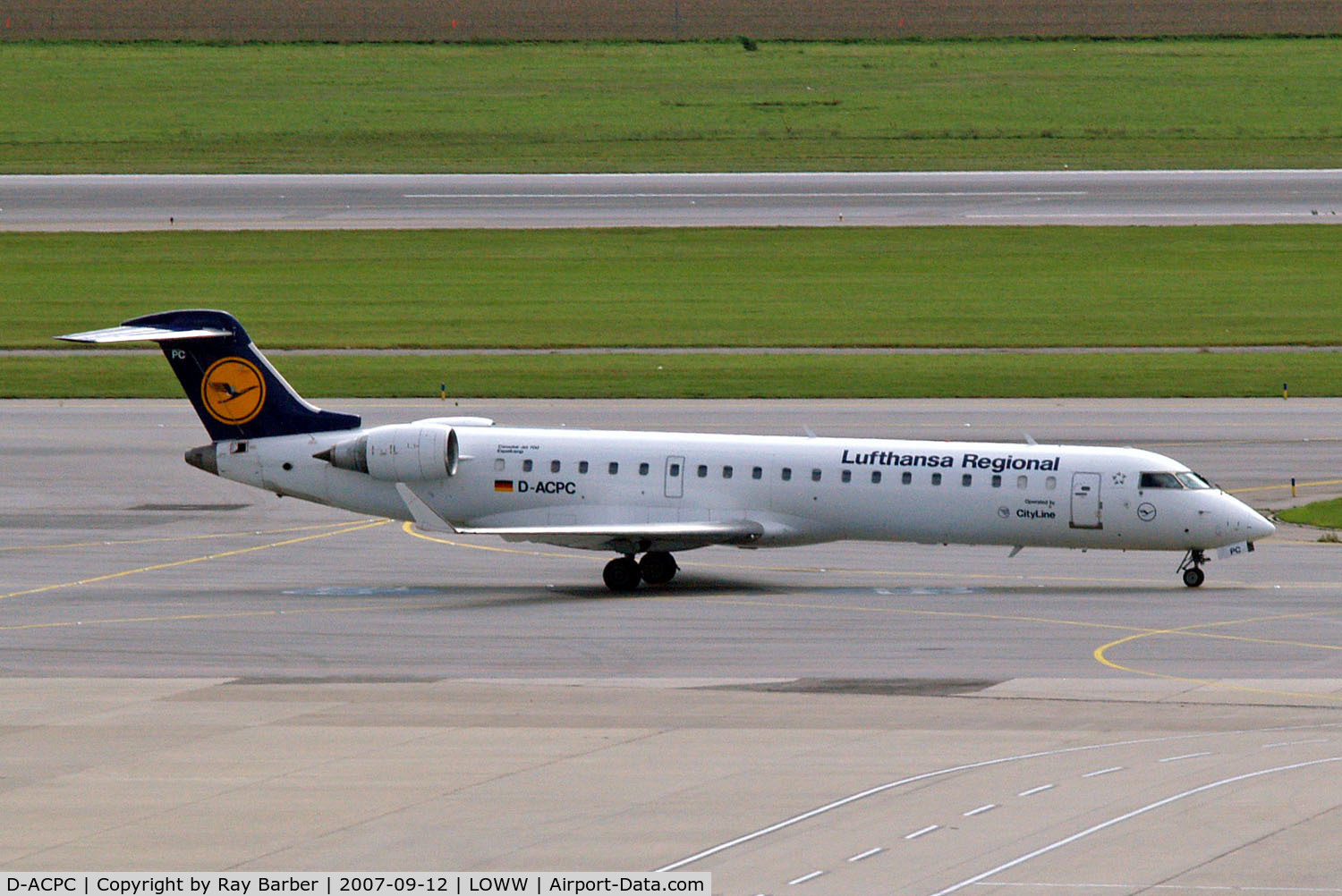 D-ACPC, 2001 Canadair CRJ-701ER (CL-600-2C10) Regional Jet C/N 10014, Canadair CRJ-700 [10014] (Lufthansa Regional) Vienna-Schwechat~OE 12/09/2007