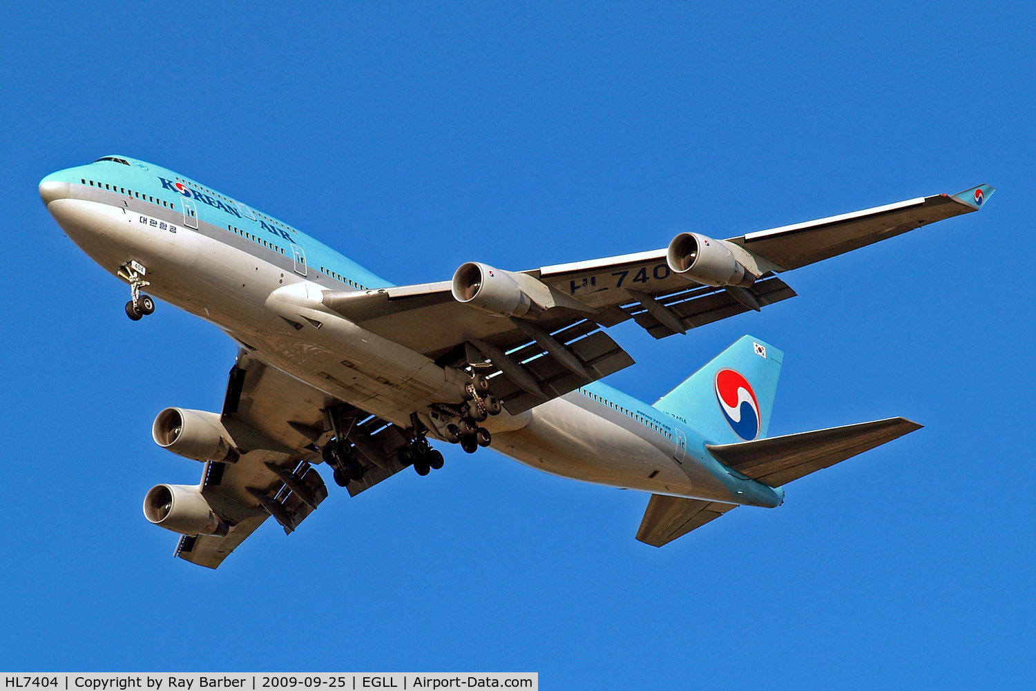 HL7404, 1998 Boeing 747-4B5 C/N 26409, HL7404   Boeing 747-4B5 [26409] (Korean Air) Home~G 25/09/2009. On approach 27R.