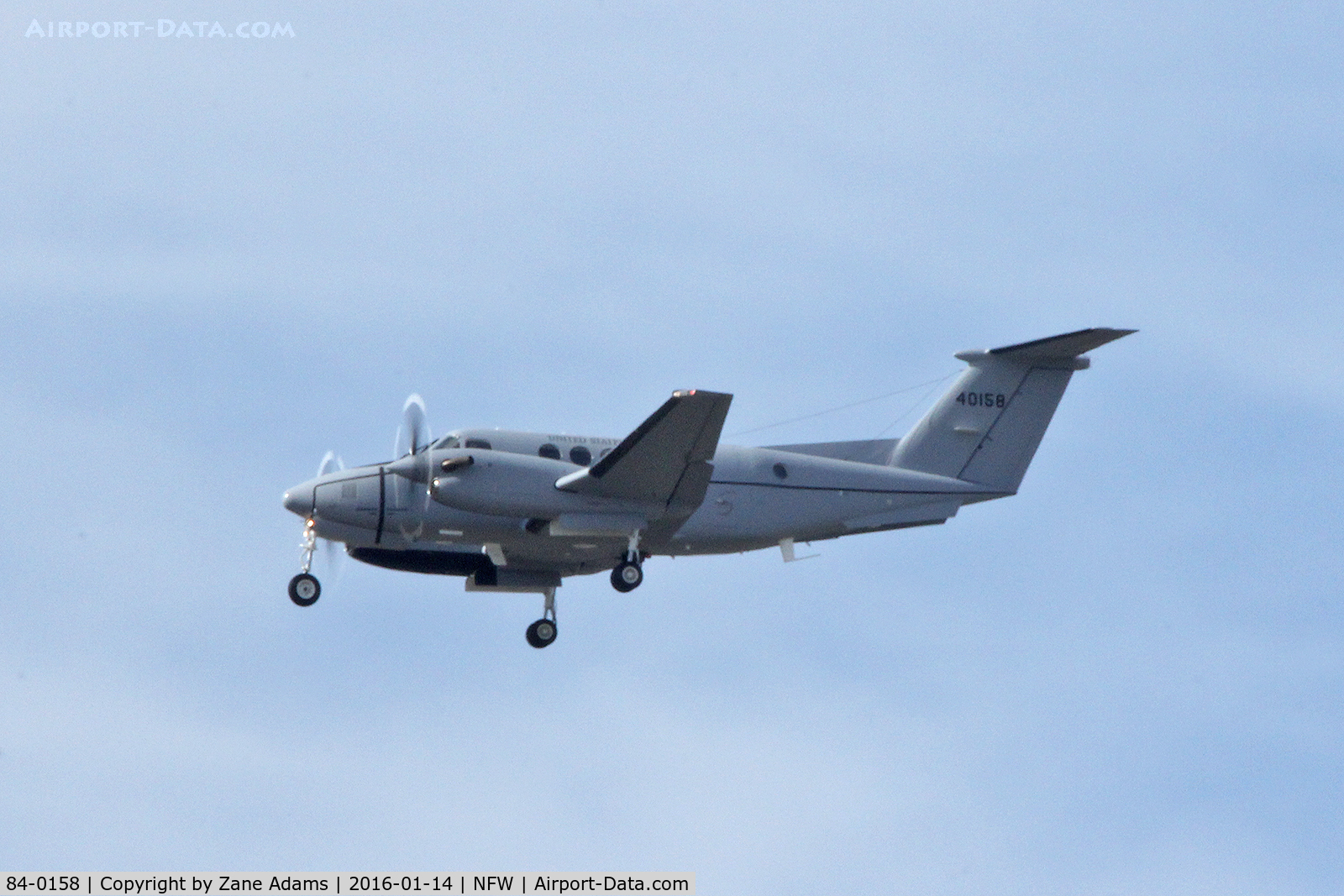 84-0158, 1984 Beech C-12F Huron C/N BL-088, On final to NAS Fort Worth