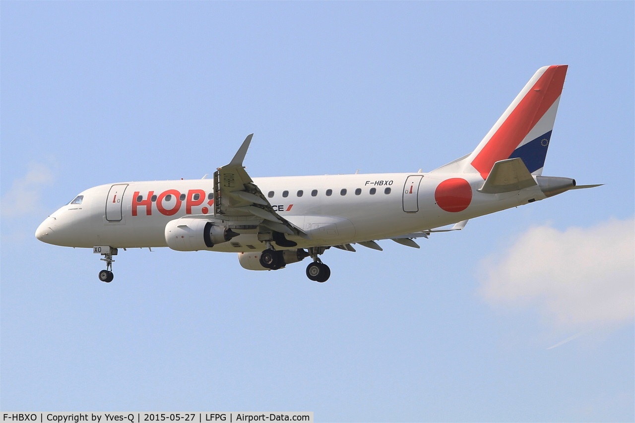 F-HBXO, 2004 Embraer 170LR (ERJ-170-100LR) C/N 17000033, Embraer ERJ-170-100LR, Short approach rwy 26L, Roissy Charles De Gaulle Airport (LFPG-CDG)
