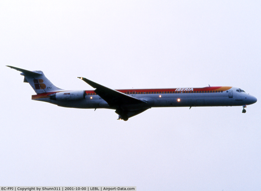 EC-FPJ, 1992 McDonnell Douglas MD-88 C/N 53310, Landing rwy 25