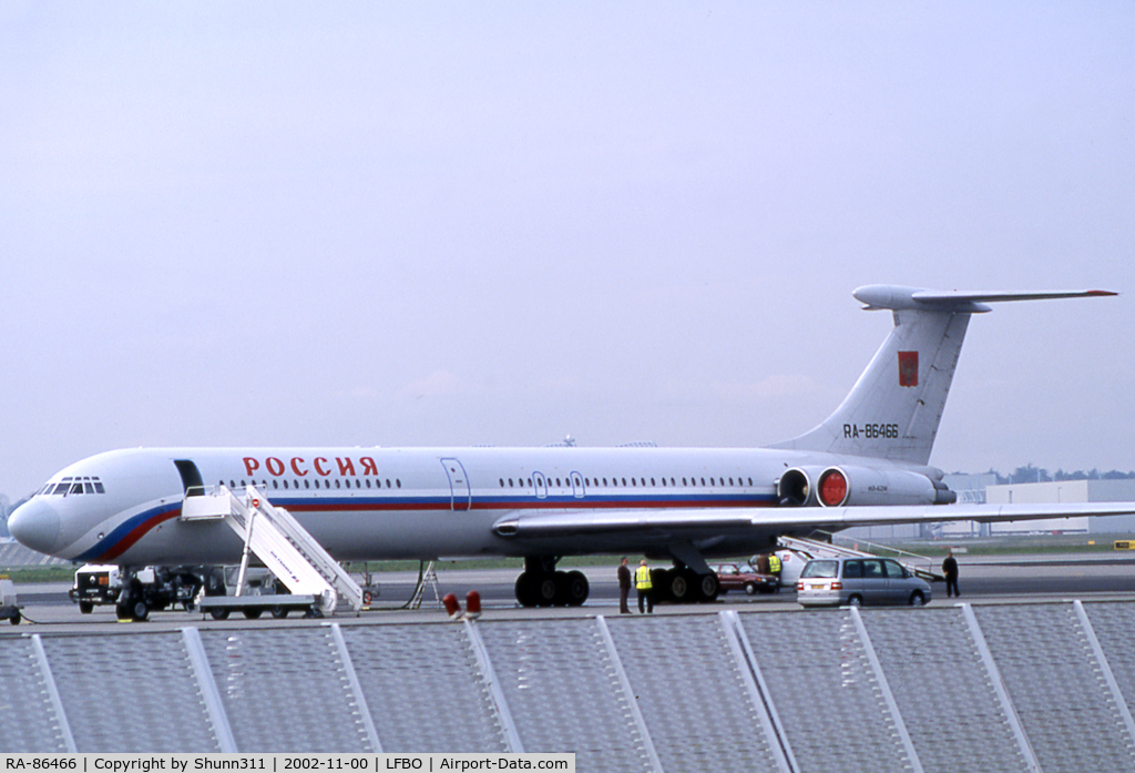 RA-86466, Ilyushin Il-62M C/N 2749316, Parked at the old Terminal...