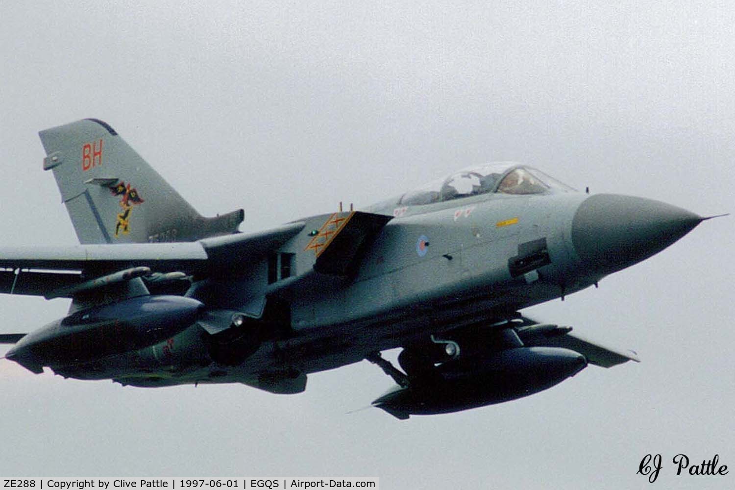 ZE288, 1987 Panavia Tornado F.3 C/N 617/AS035/3275, Coded BH with RAF 29 Sqn take off from RAF Lossiemouth EGQS