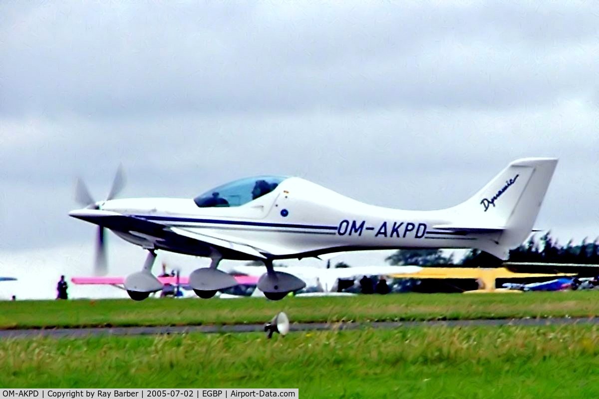 OM-AKPD, 2005 Aerospool WT-9 Dynamic C/N DY077/2005, Aerospool WT-9 Dynamic Club T [DY077/2005] Kemble~G 02/07/2005