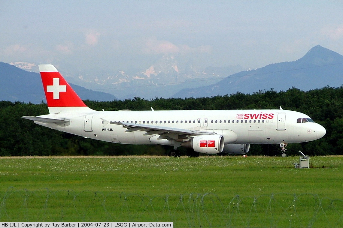 HB-IJL, 1996 Airbus A320-214 C/N 603, Airbus A320-214 [0603] (Swiss International Air Lines) Geneva-International~HB 23/07/2004