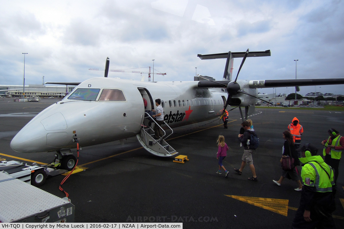 VH-TQD, 2004 De Havilland Canada DHC-8-315 Dash 8 C/N 598, At Auckland