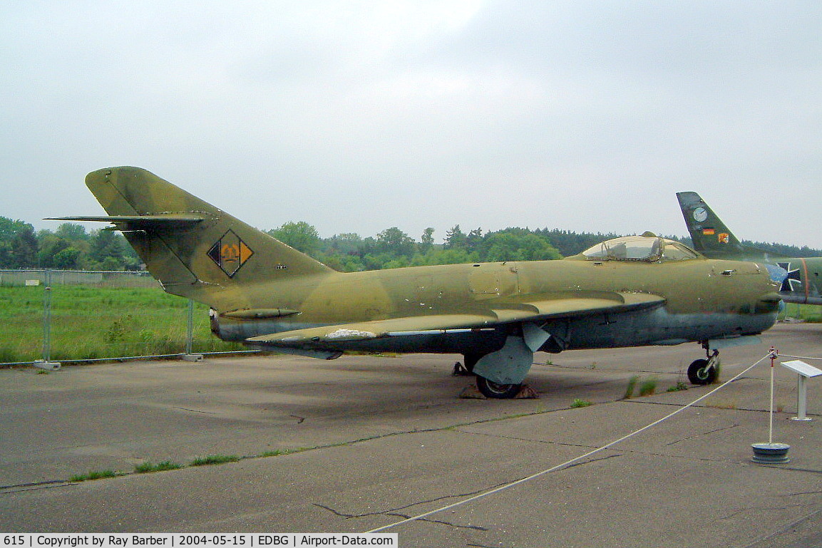615, PZL-Mielec Lim-5P C/N 1D0208, Mikoyan-Gurevich Lim-5P [1D-02-08] (Ex East German Air Force) Berlin-Gatow~D 15/05/2004