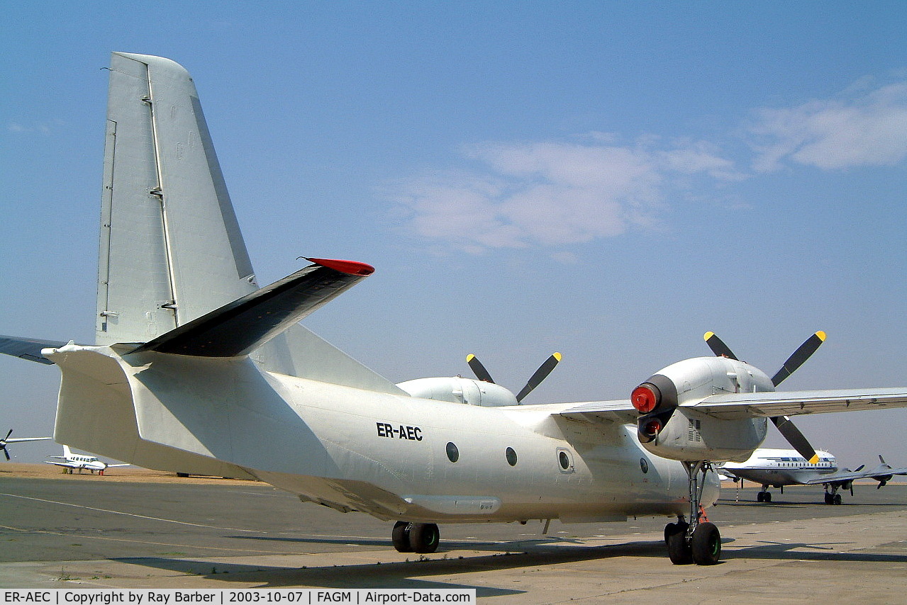 ER-AEC, 1992 Antonov An-32B C/N 3003, Antonov An-32B [30-03] (Valan International Cargo) Johannesburg-Rand~ZS 07/10/2003