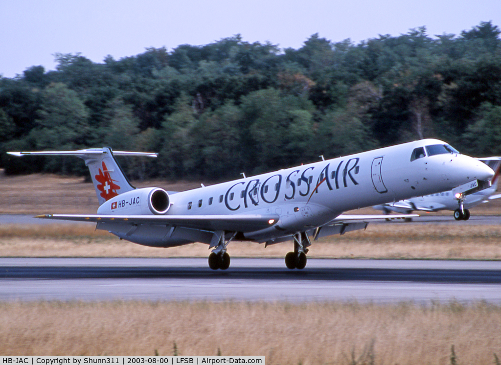 HB-JAC, 2000 Embraer ERJ-145LR (EMB-145LR) C/N 145255, Landing rwy 15