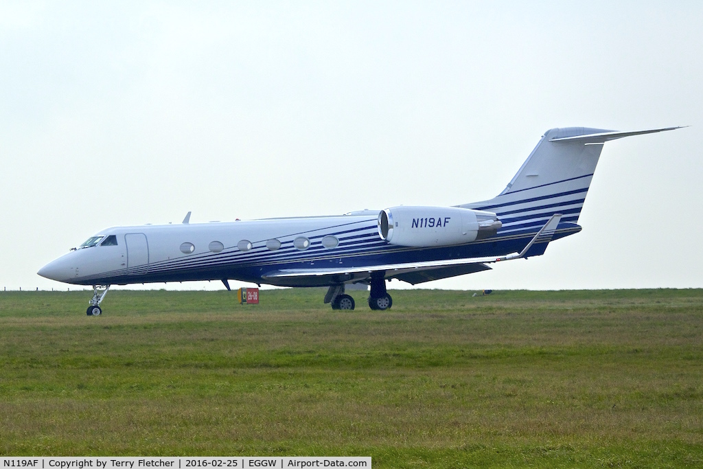 N119AF, 2002 Gulfstream Aerospace G-IV C/N 1489, 2002 Gulfstream Aerospace G-IV, c/n: 1489 at Luton