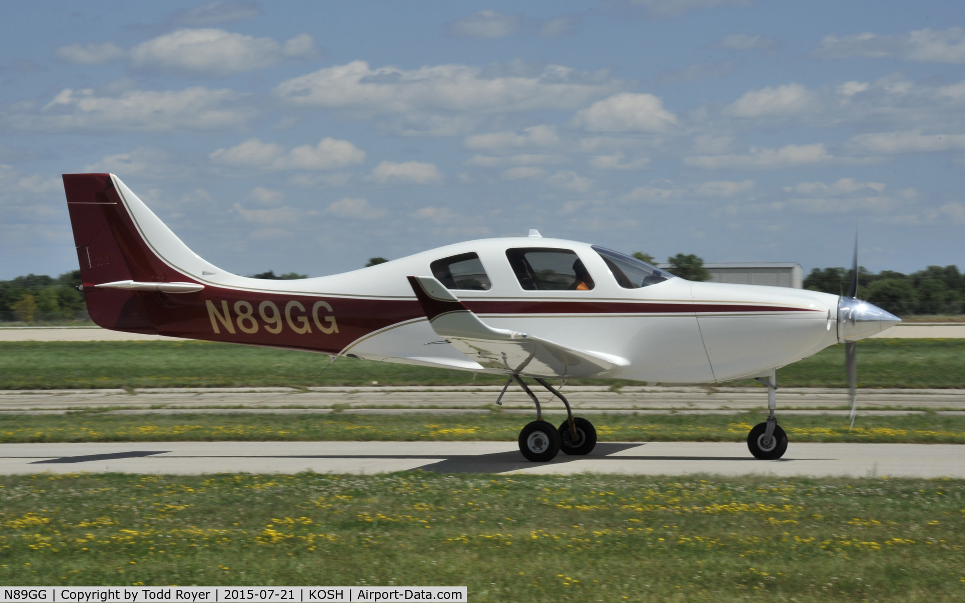 N89GG, 2004 Lancair IV-P C/N LIV-553-SFB-P-DO, Airventure 2015