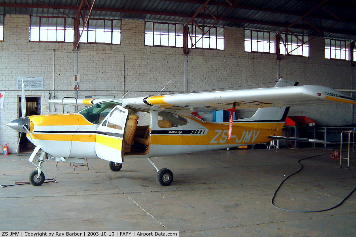 ZS-JMV, 1976 Cessna 177RG Cardinal C/N 177RG0917, ZS-JMV   Cessna 177RG Cardinal RG [177RG-0917] Parys~ZS 10/10/2003