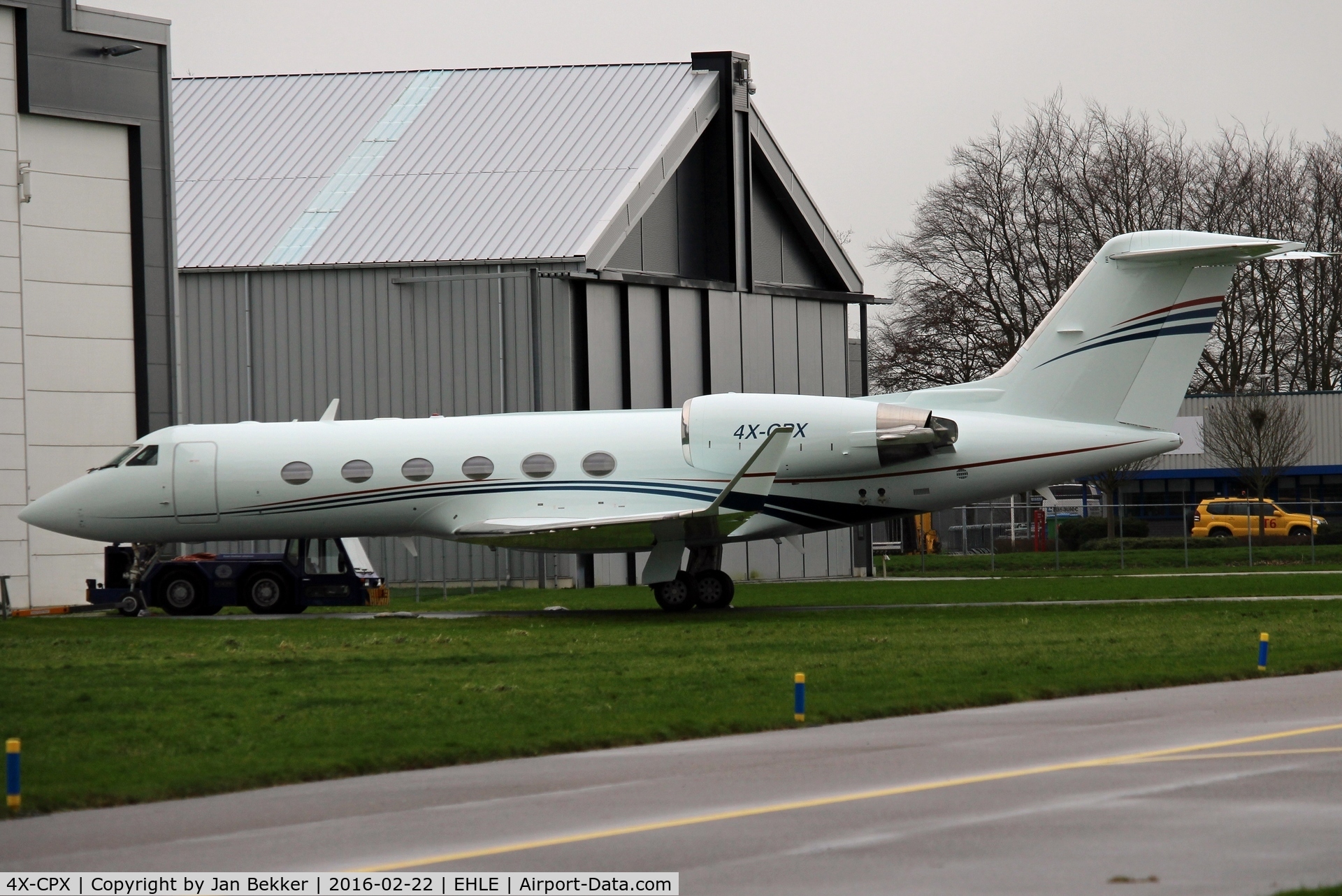 4X-CPX, 2002 Gulfstream Aerospace Gulfstream IV C/N 1481, Lelystad Airport. In front of QAPS where it got a new livery