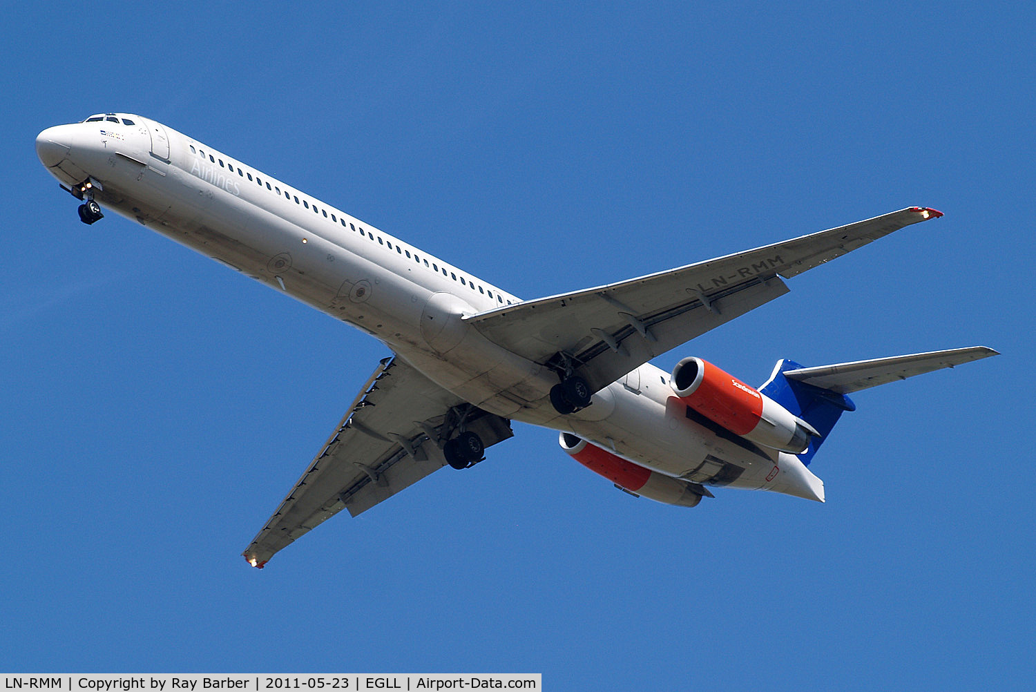 LN-RMM, 1991 McDonnell Douglas MD-81 (DC-9-81) C/N 53005, McDonnell Douglas DC-9-81 [53005] (SAS Scandinavian Airlines) Home~G 23/05/2011. On approach 27R.