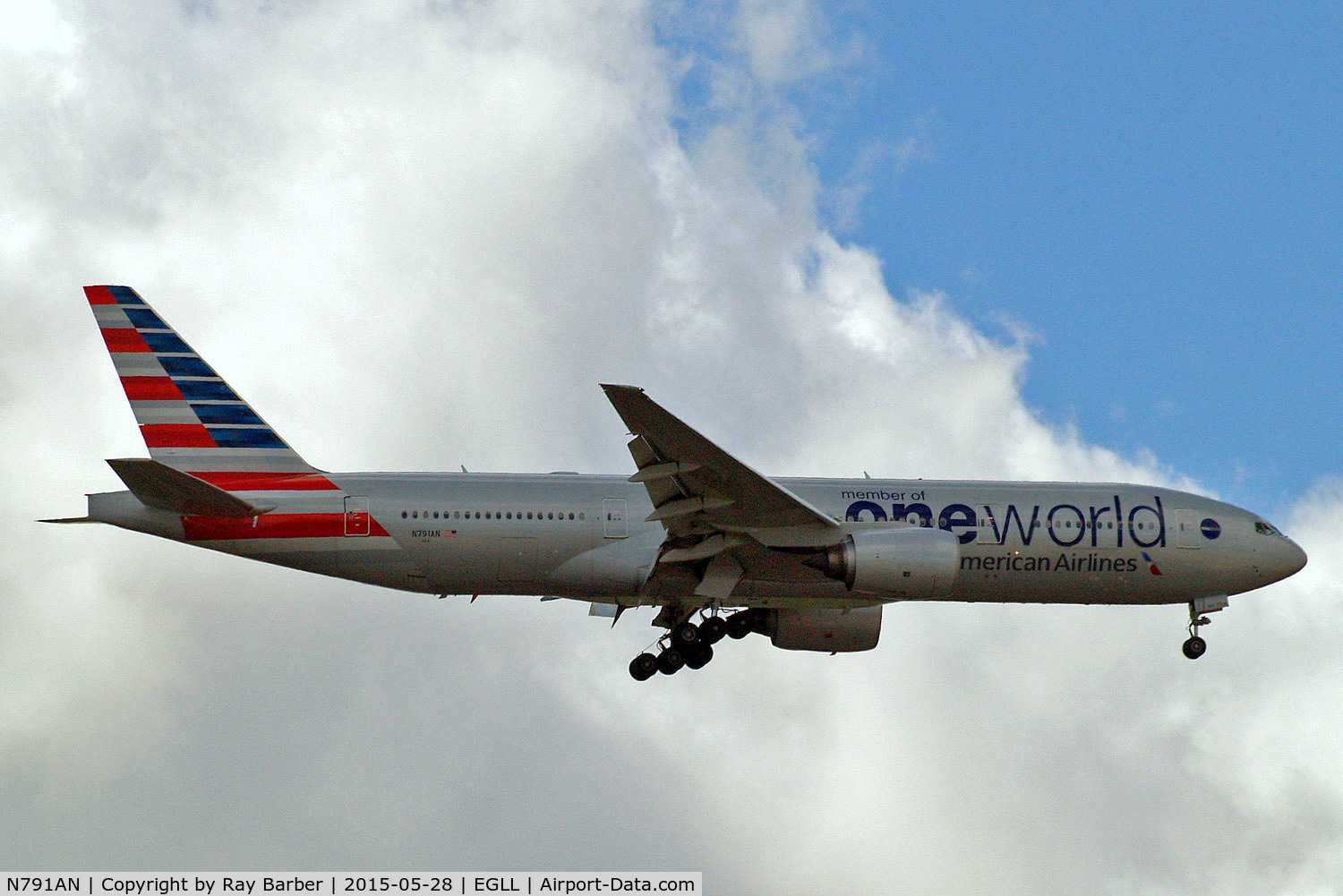N791AN, 2000 Boeing 777-223/ER C/N 30254, Boeing 777-223ER [30254] (American Airlines) Home~G 28/05/2015. On approach 27L.