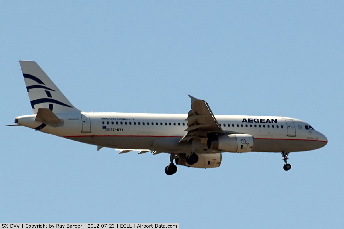 SX-DVV, 2009 Airbus A320-232 C/N 3773, Airbus A320-232 [3773] (Aegean Airlines) Home~G 23/07/2012. On approach 27L.