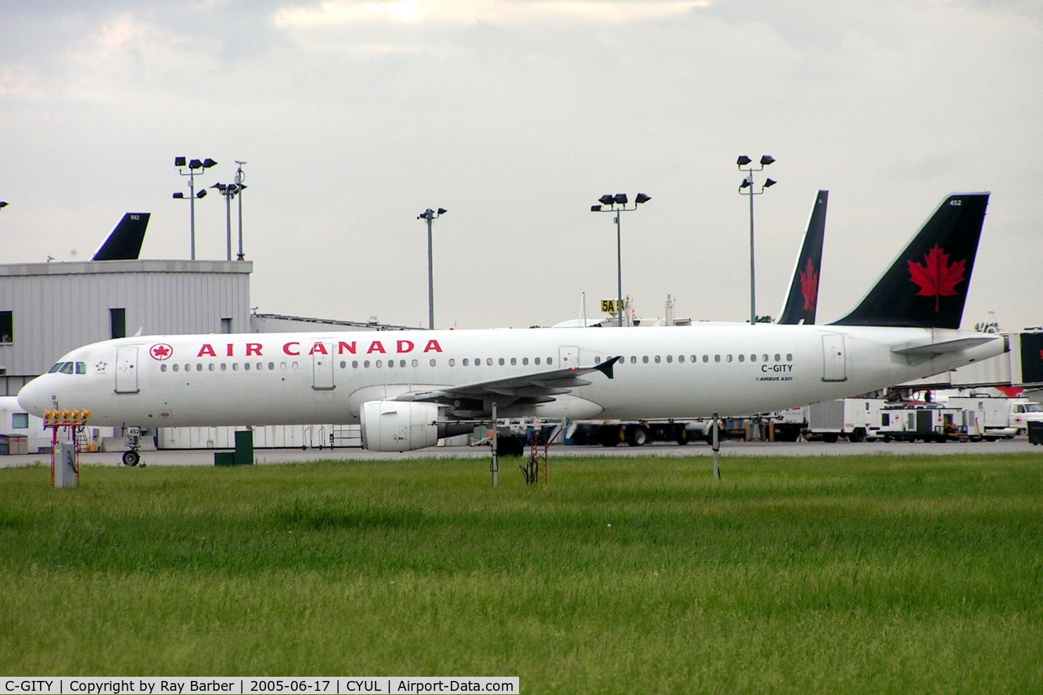 C-GITY, 2001 Airbus A321-211 C/N 1611, Airbus A321-211 [1611] (Air Canada) Montreal-Dorval~C 17/06/2005