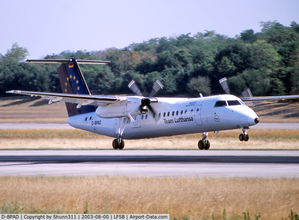D-BPAD, 1998 De Havilland Canada DHC-8-314 Dash 8 C/N 523, On landing in Team Lufthansa c/s
