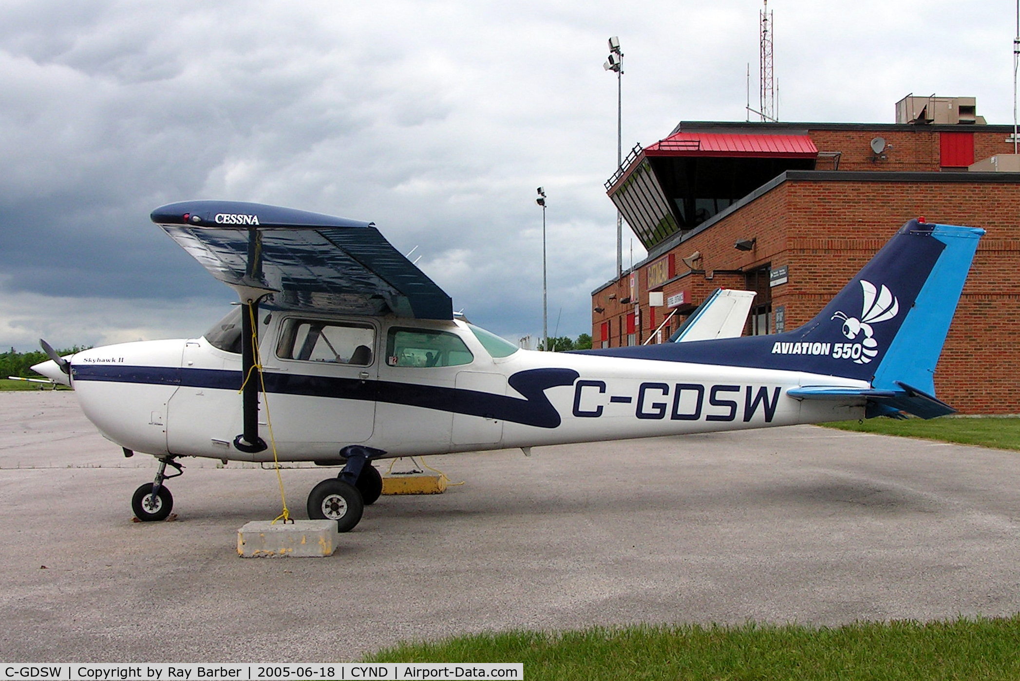 C-GDSW, 1979 Cessna 172N C/N 17272008, Cessna 172N Skyhawk II [172-72008] (Aviation 550) Gatineau~C 18/06/2005