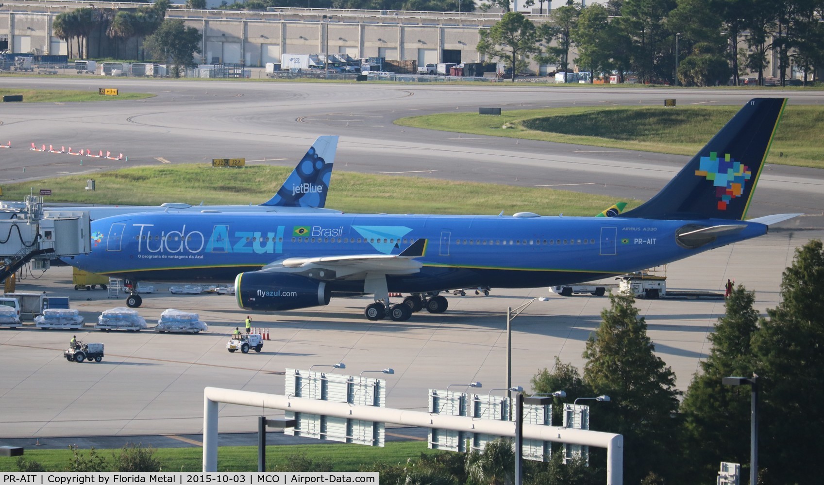 PR-AIT, 2003 Airbus A330-243 C/N 529, Azul Tudo