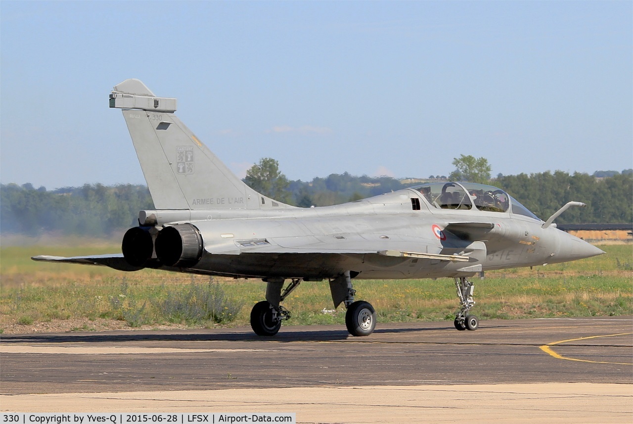 330, 2008 Dassault Rafale B C/N 330, Dassault Rafale B (113-IE), Taxiing to holding point rwy 29, Luxeuil-Saint Sauveur Air Base 116 (LFSX) Open day 2015