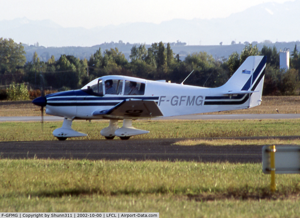 F-GFMG, Robin DR-300-140 C/N 615, Arriving from flight...