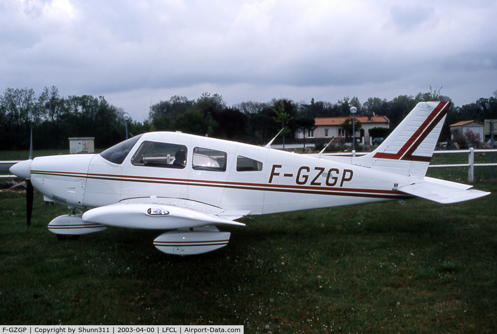 F-GZGP, Piper PA-28-181 Archer C/N 28-8290065, Parked on the grass...