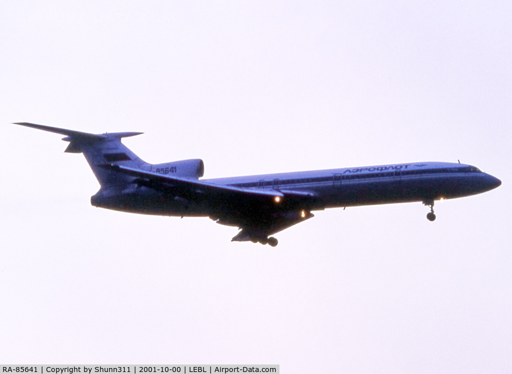 RA-85641, 1988 Tupolev Tu-154M C/N 88A773, Landing rwy 07