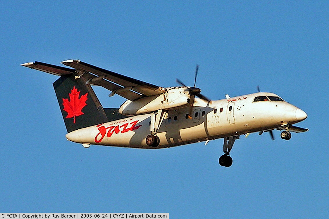 C-FCTA, 1987 De Havilland Canada DHC-8-102 Dash 8 C/N 039, De Havilland Canada DHC-8-102 Dash 8 [039] (Air Canada Jazz) Toronto-Pearson International~C 24/06/2005