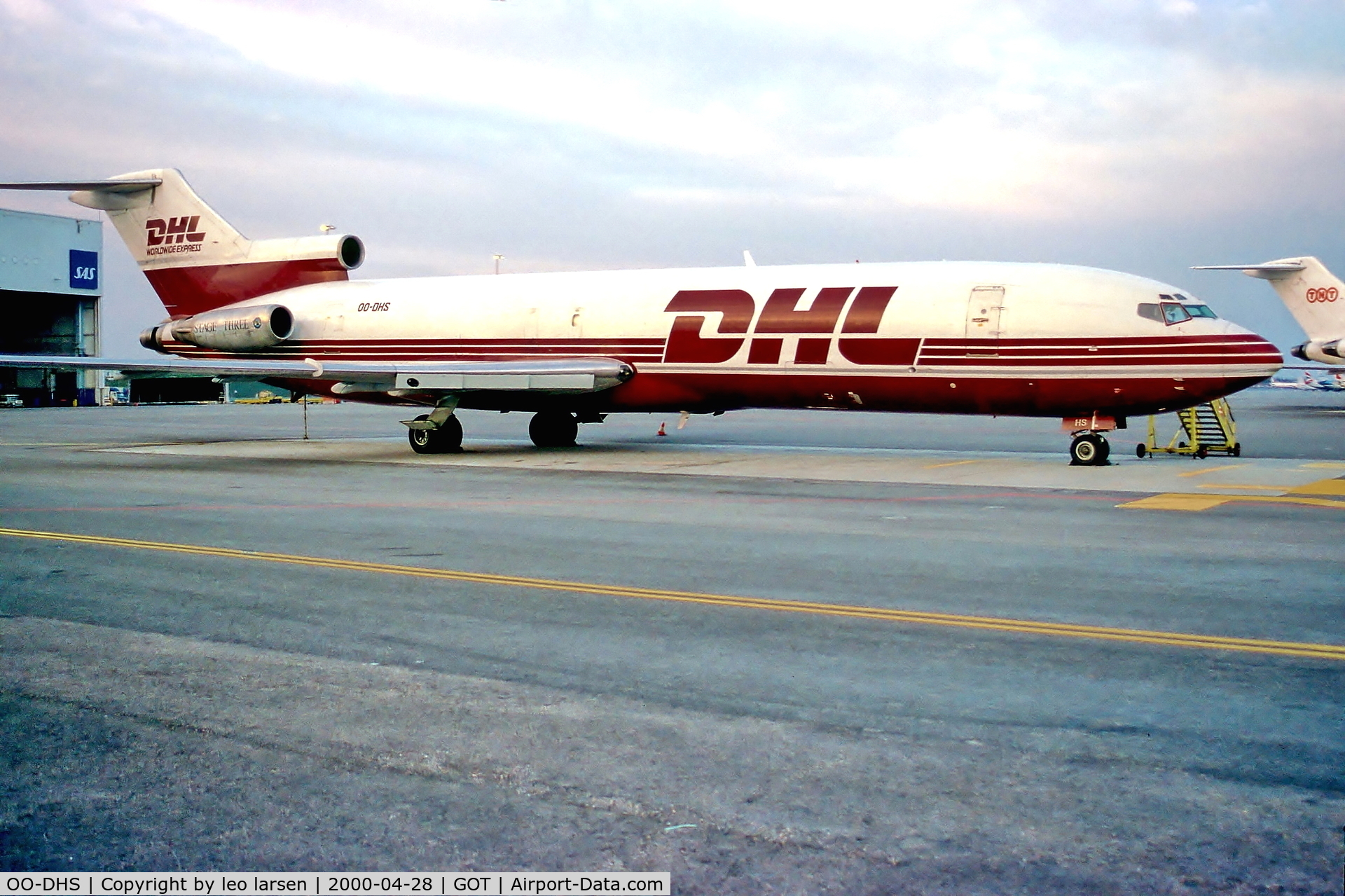 OO-DHS, 1969 Boeing 727-223(F) C/N 20189, Göteborg 28.4.00