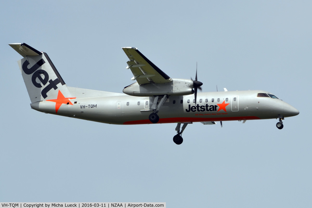 VH-TQM, 2004 De Havilland Canada DHC-8-315Q Dash 8 C/N 604, At Auckland