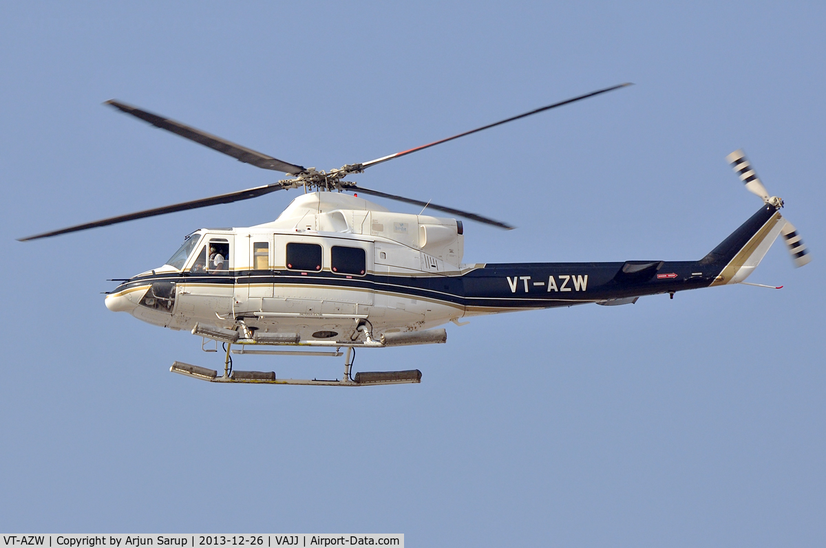 VT-AZW, 1994 Bell 412EP C/N 36097, Flying over Juhu beach.
