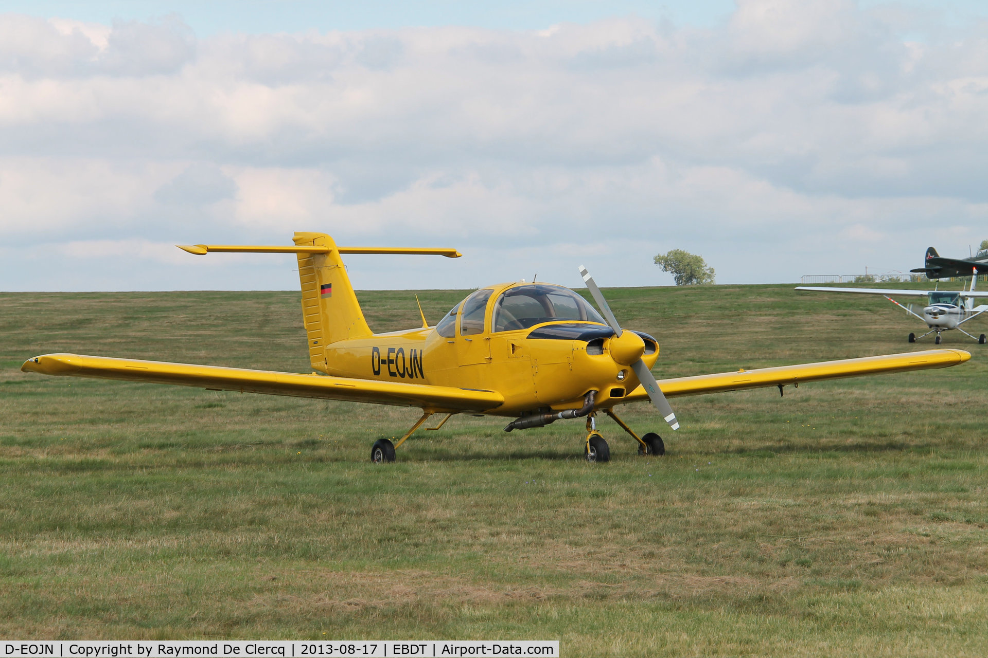 D-EOJN, Piper PA-38-112 Tomahawk Tomahawk C/N 38-79A 0528, Schaffen fly-in.