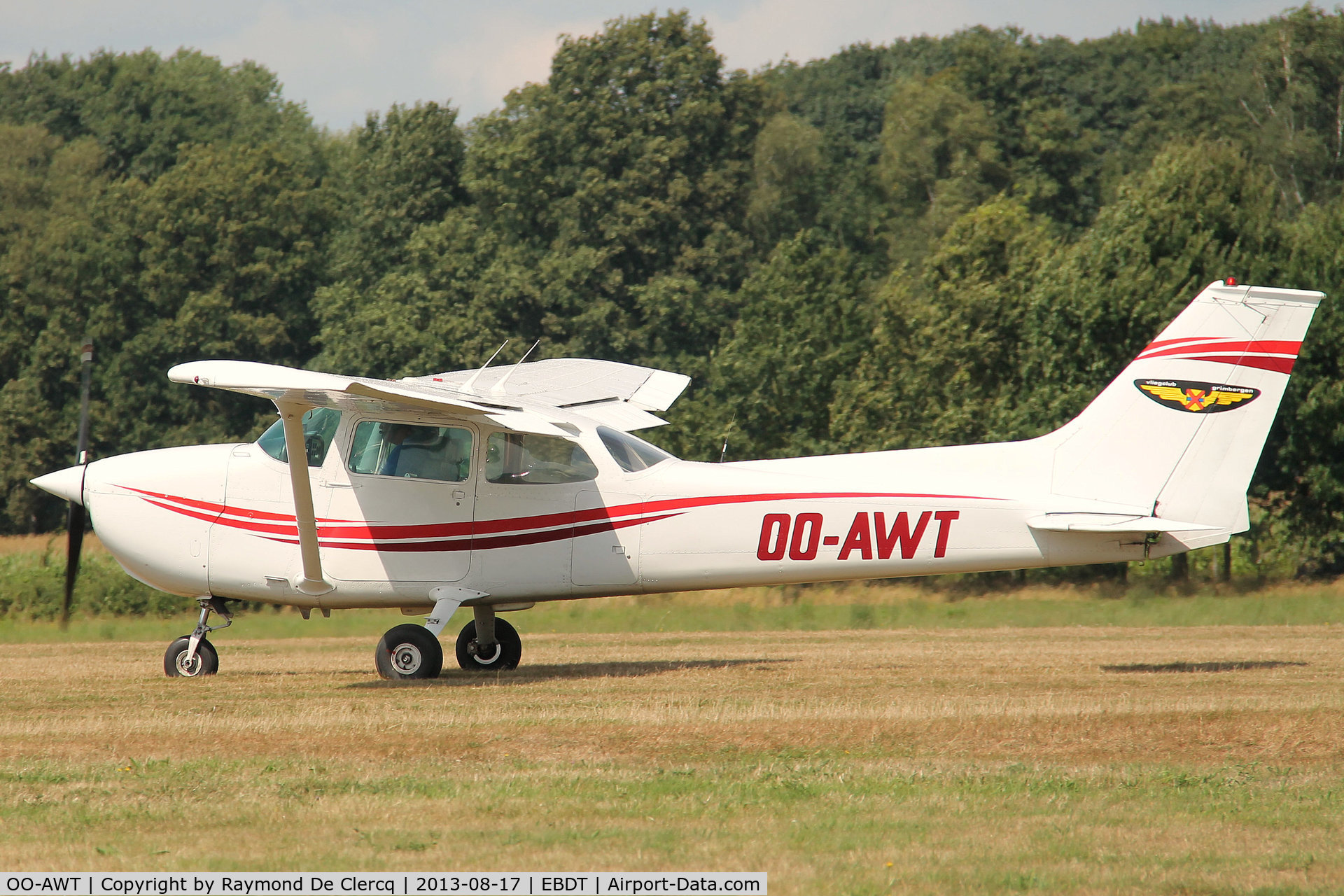 OO-AWT, 1975 Reims F172M II Skyhawk C/N 1236, Schaffen fly in.
