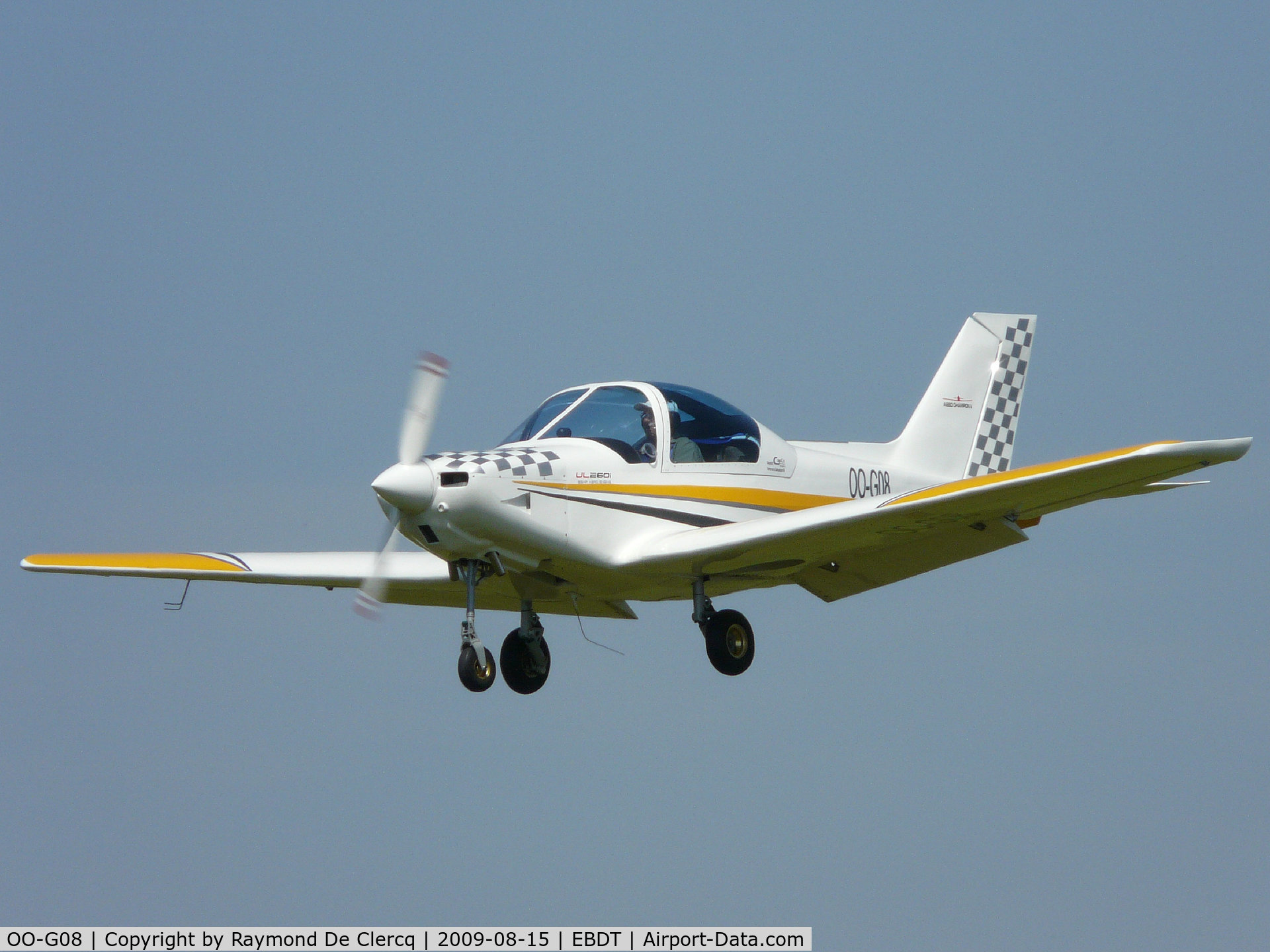 OO-G08, 2008 Asso Aerei Champion V C/N 40, 2009 Schaffen fly in.