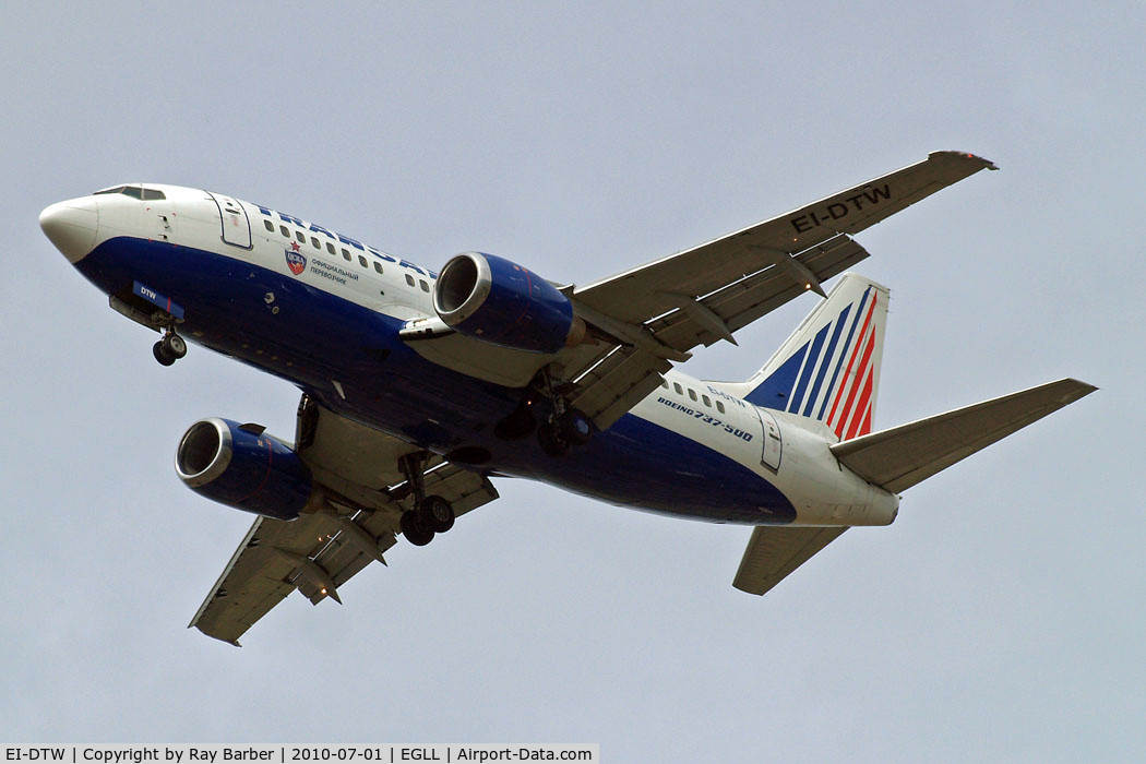 EI-DTW, 1999 Boeing 737-5Y0 C/N 25188, Boeing 737-5Y0 [25188] (Transaero Airlines) Home~G 01/07/2010. On approach 27R.