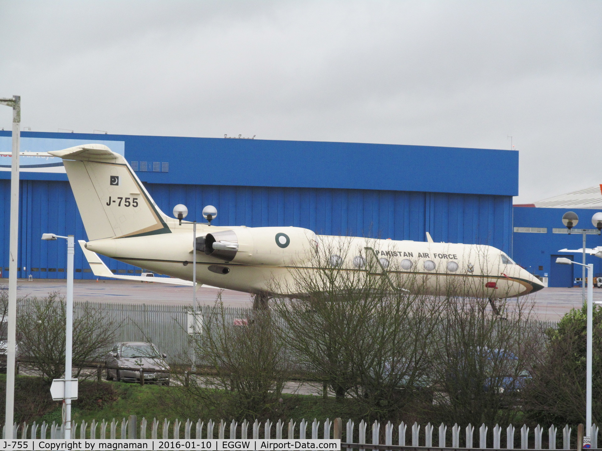 J-755, 1997 Gulfstream Aerospace G-IV C/N 1325, Exotic biz at Luton - Pakistan Air Force