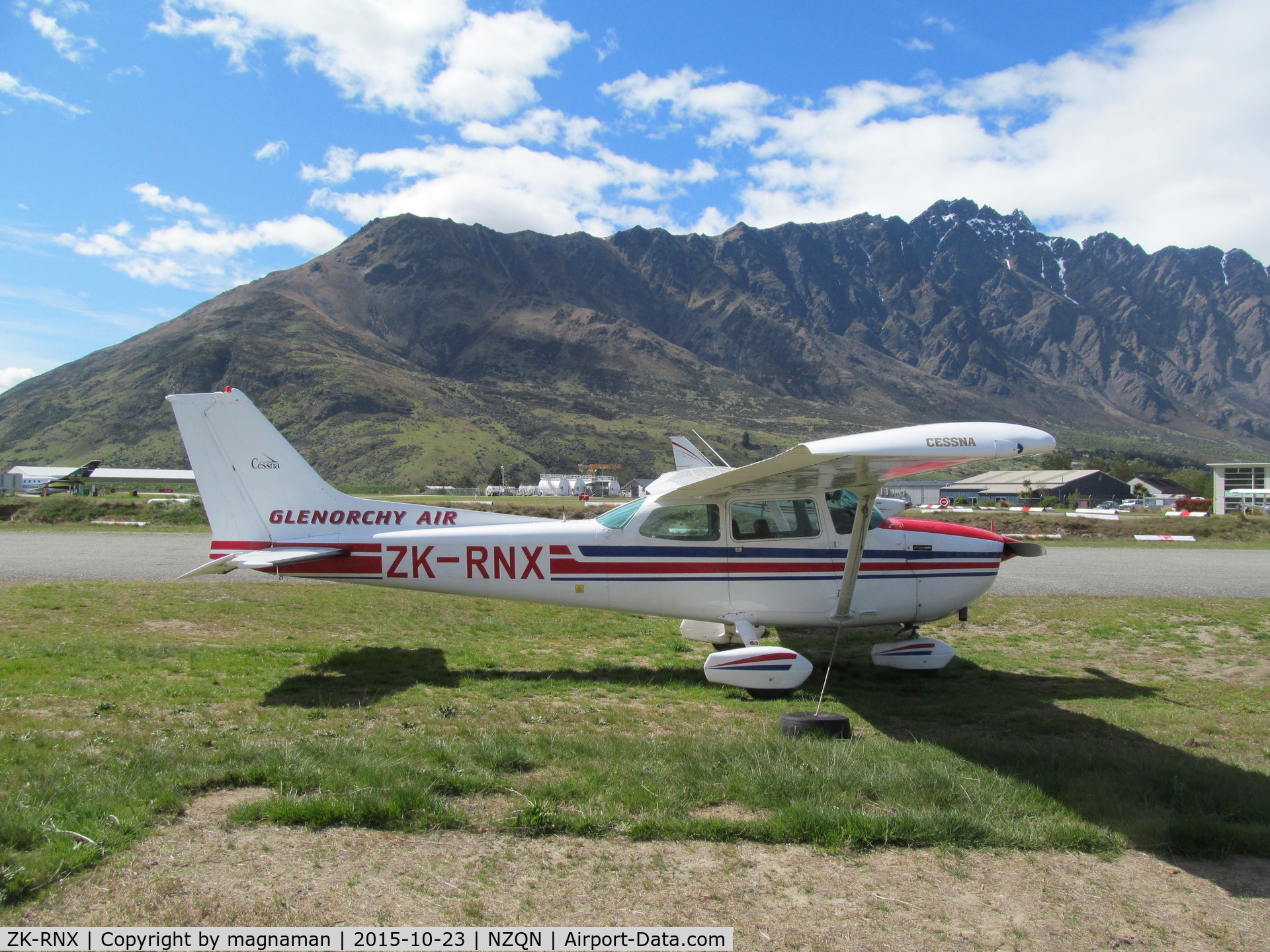 ZK-RNX, Cessna 172N C/N 17273544, nice setting