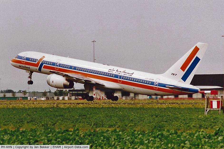 PH-AHN, 1990 Boeing 757-236 C/N 24771, August 1991 Schiphol