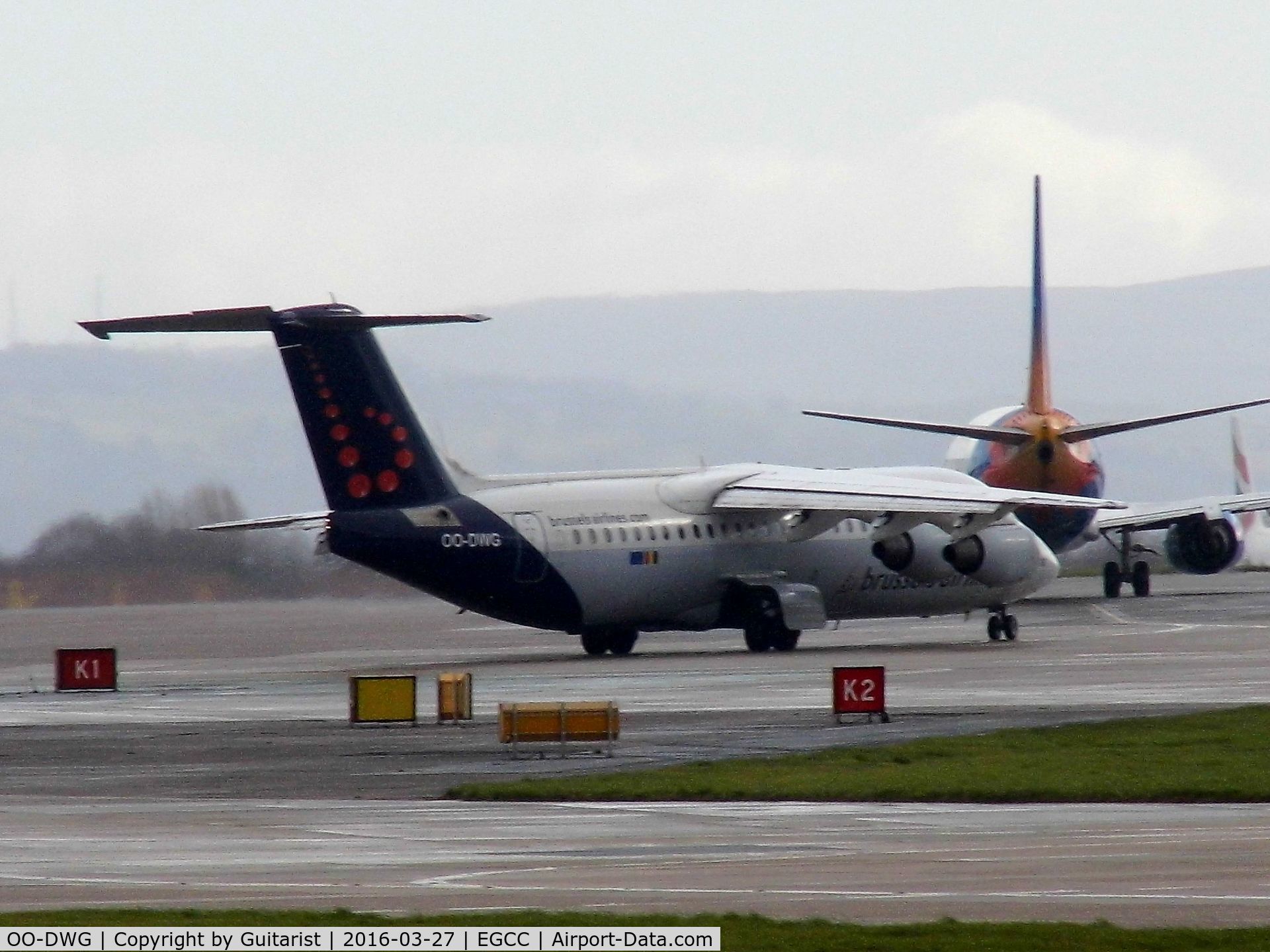 OO-DWG, 1998 British Aerospace Avro 146-RJ100 C/N E3336, At Manchester