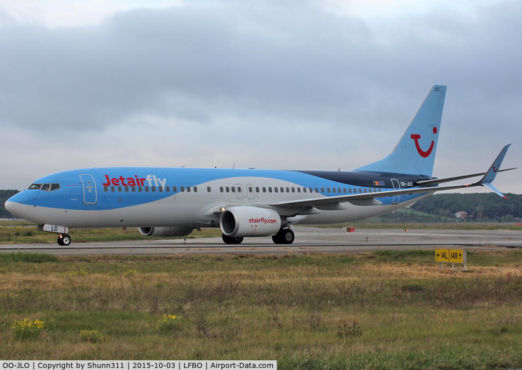 OO-JLO, 2007 Boeing 737-8K5 C/N 34692, Taxiing to the Terminal in new c/s and blended with scimitar winglets...